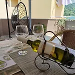 Turan Centrally Located With Free Parking * Игране