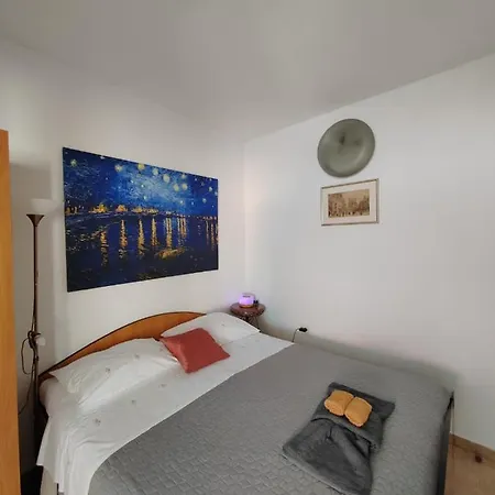 Turan Centrally Located With Free Parking