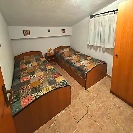 Turan Centrally Located With Free Parking Apartmán Igrane