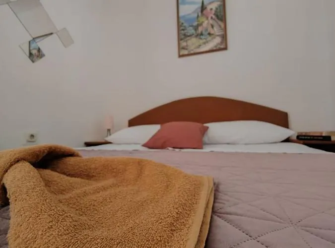 Turan Centrally Located With Free Parking