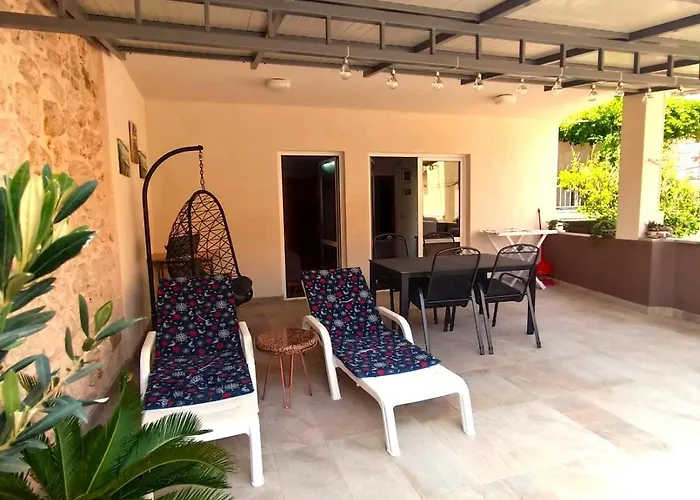 Turan Centrally Located With Free Parking * 伊格拉恩